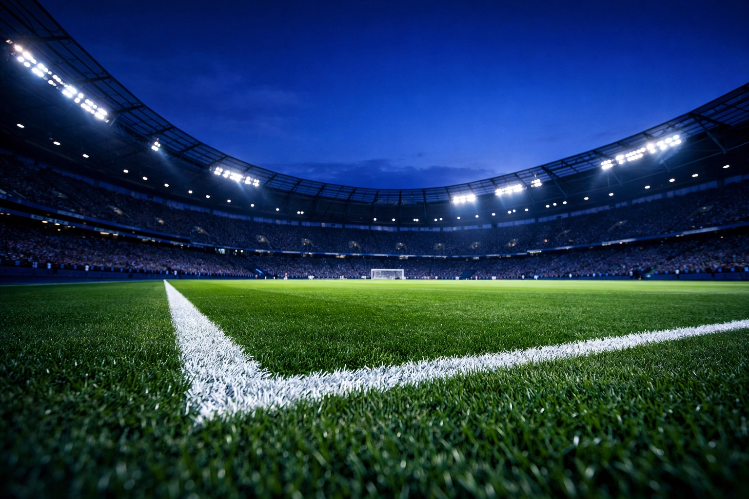 Erleuchtete Arena in Hannover während der blauen Stunde vor dem Derby gegen Braunschweig am 20. März.