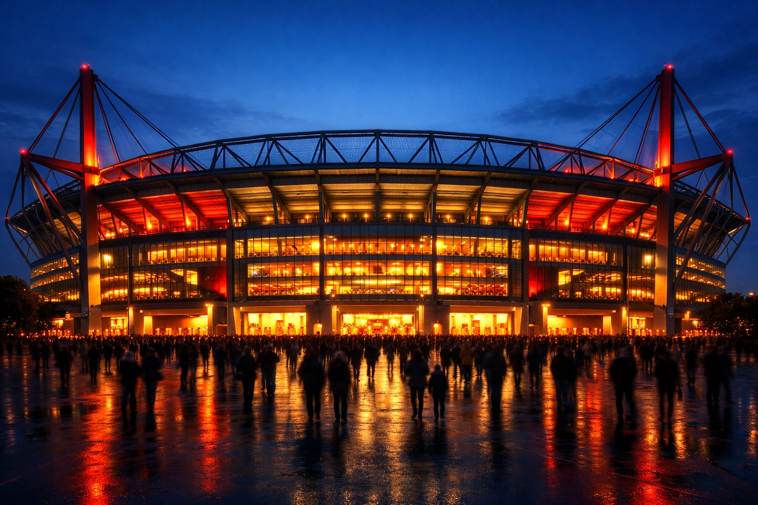 Beleuchtetes Bundesliga Stadion vor dem Topspiel Köln gegen Dortmund zur Blue Hour.