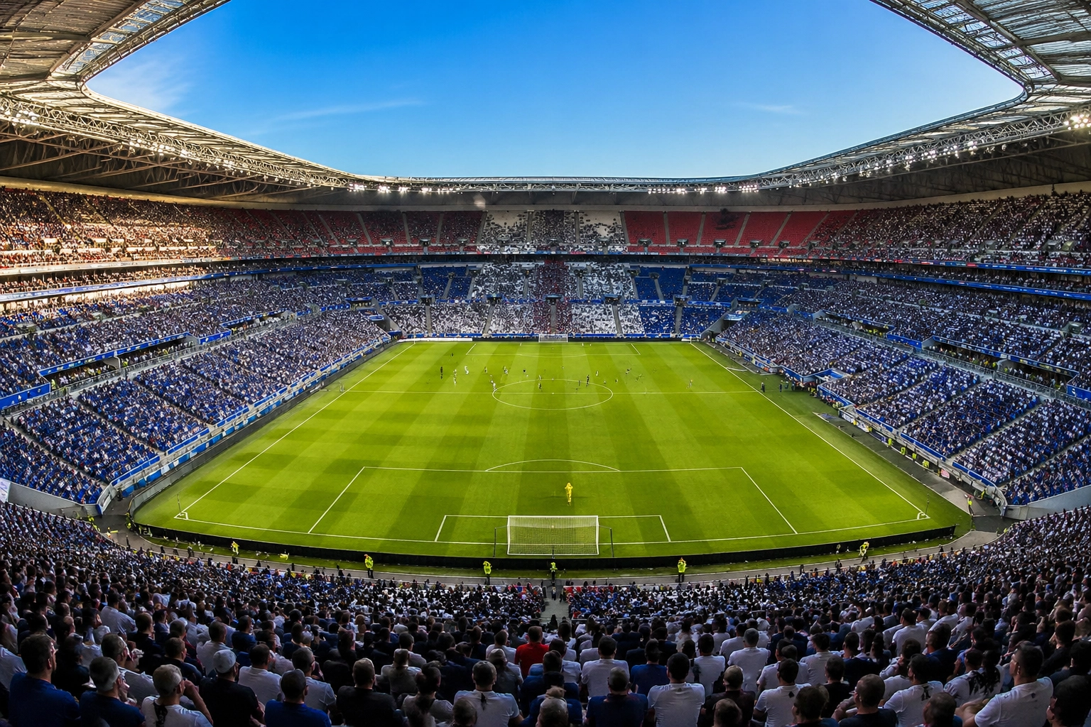 Das Groupama Stadium in Lyon bei Sonnenschein vor dem Ligue 1 Spiel gegen AJ Auxerre.