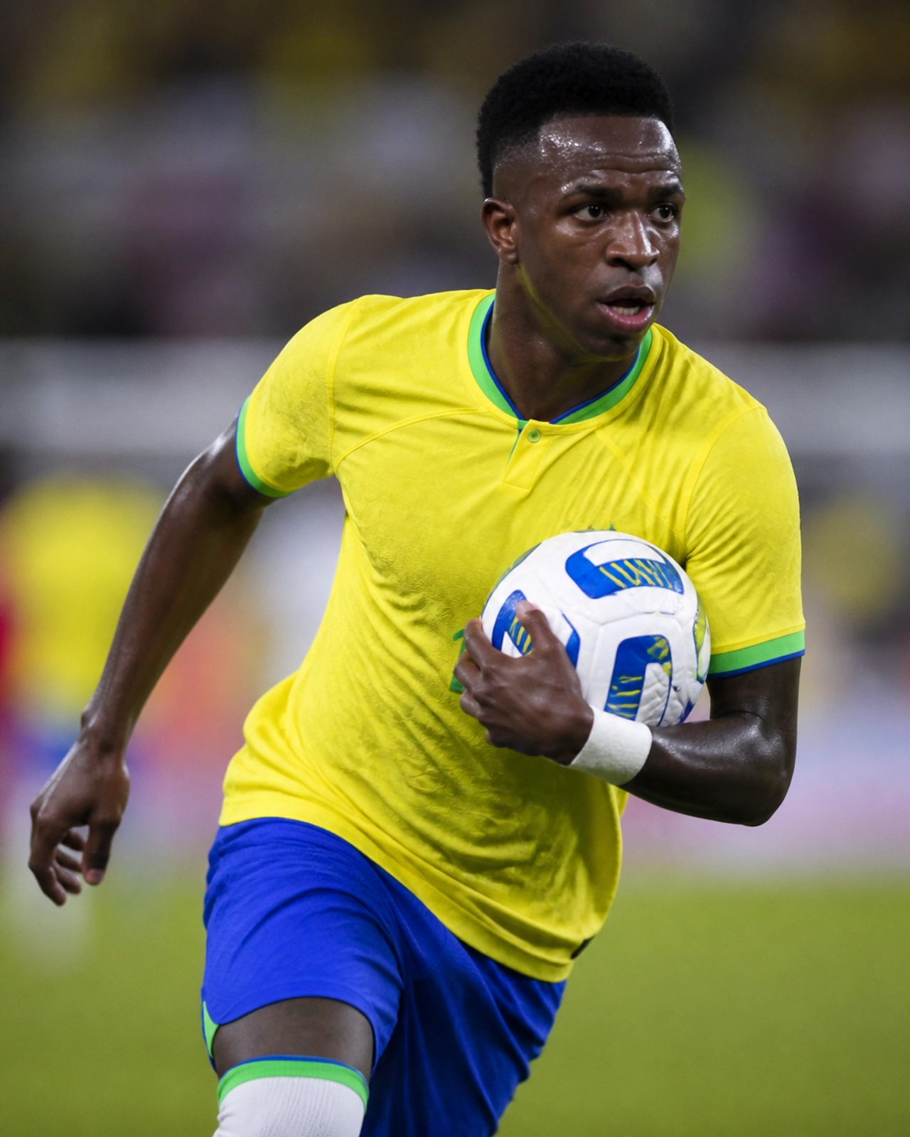 Brasilianischer Nationalspieler in Aktion während der WM 2026