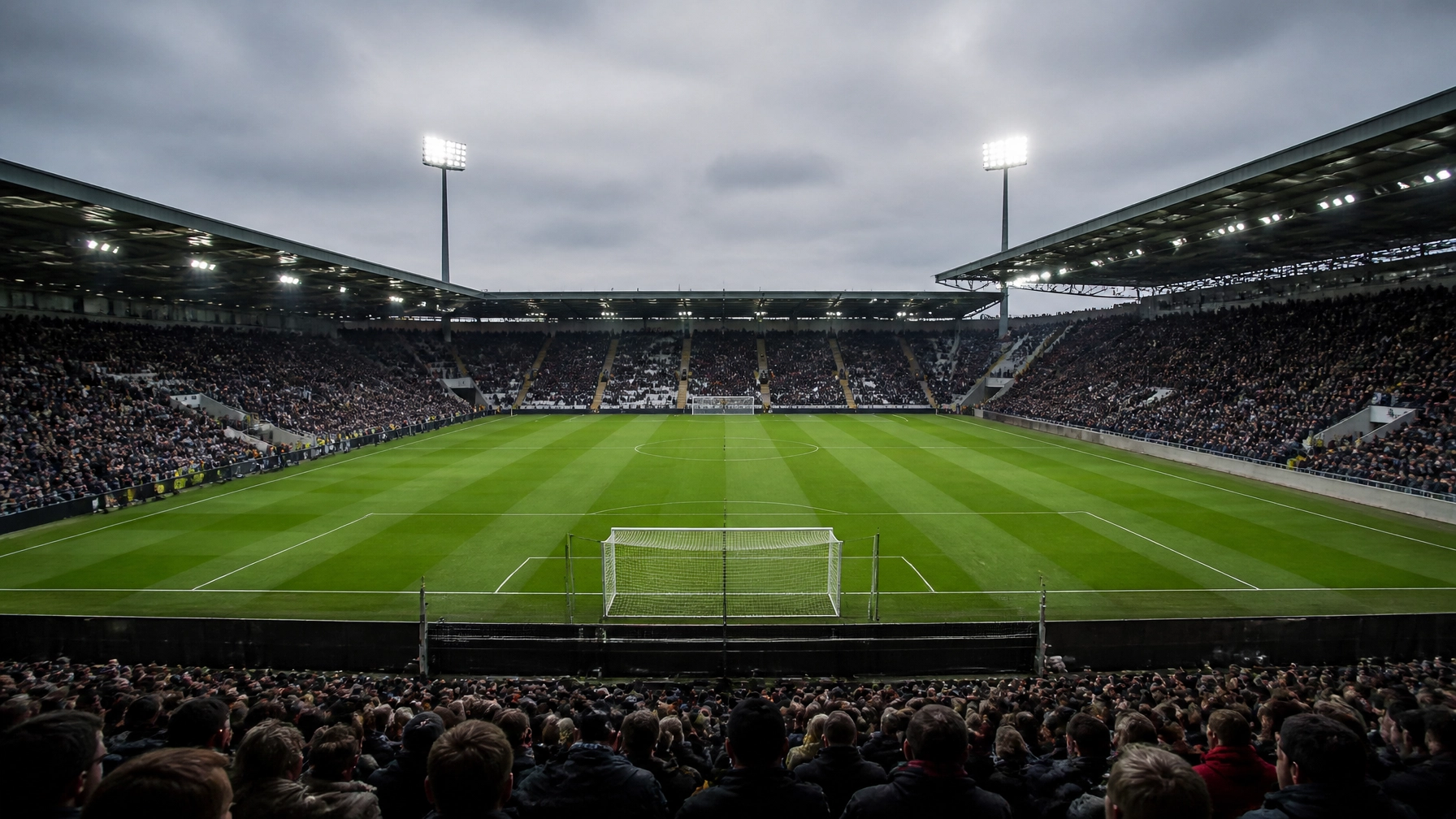 Fußballstadion vor dem DFB-Pokal-Spiel zwischen Cottbus und Augsburg