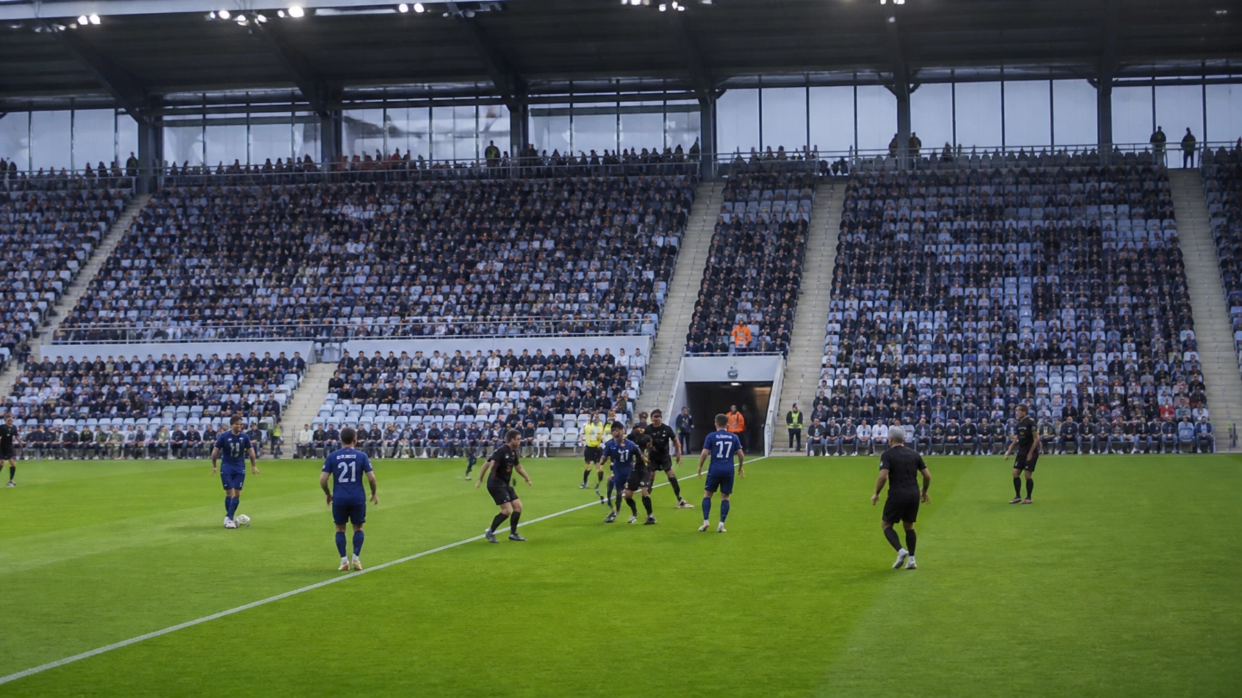 Malmö FF und AIK im neutralen Spielbild während einer Allsvenskan-Partie